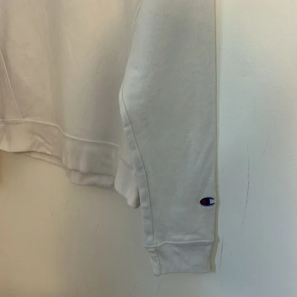 Vintage Champion Women’s Reverse Weave Crewneck White Sweatshirt size XS. - Picture 3 of 8